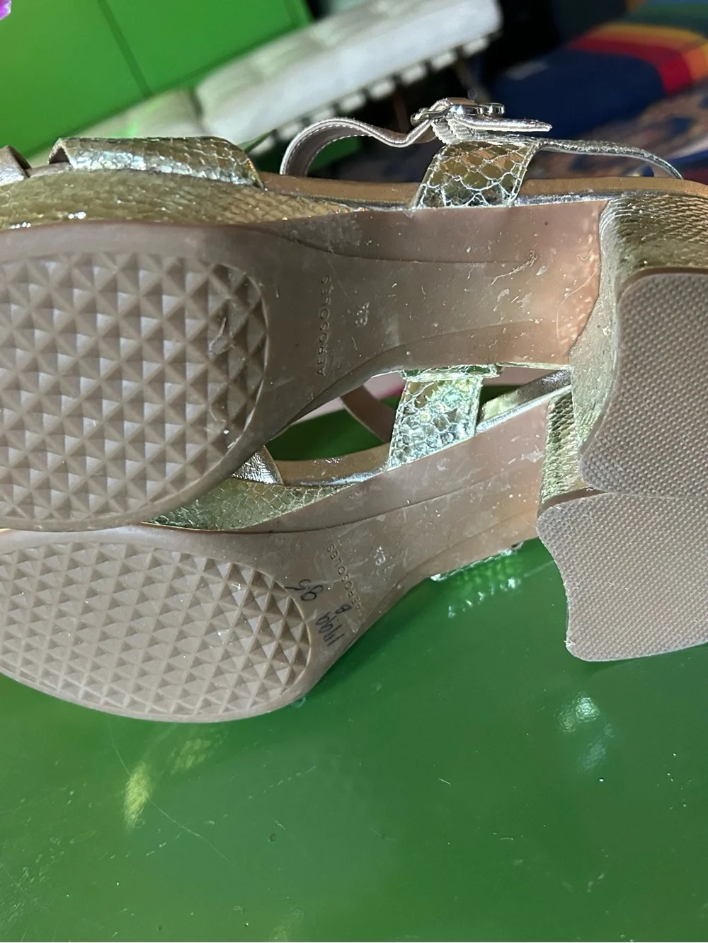 AEROSOLES champagne Metallic Crisscross Block Heel Sandals sz 8.5